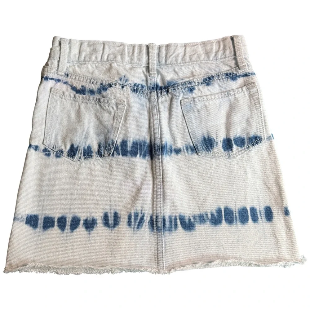Girls Old Navy Tie Dye Denim Skirt Renata Button Front Raw Hem Blue White Size 8